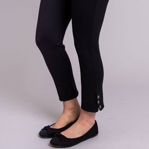 Crop pants with 3 button detail at hem